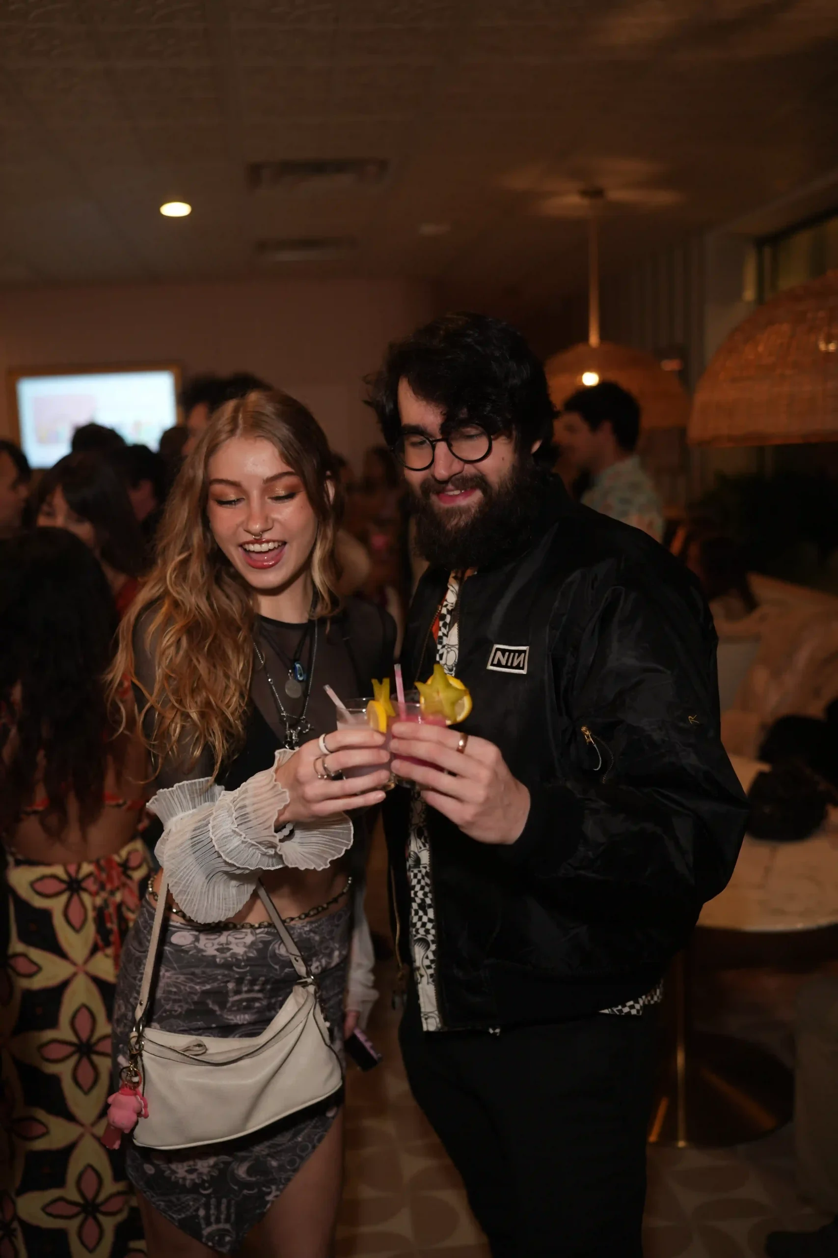 Customers Enjoying Zach's Daiqs Bar in Charleston